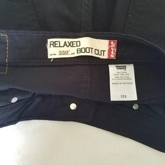 Levi's 550 Black Cut Off‎ Shorts - Picture 6 of 6